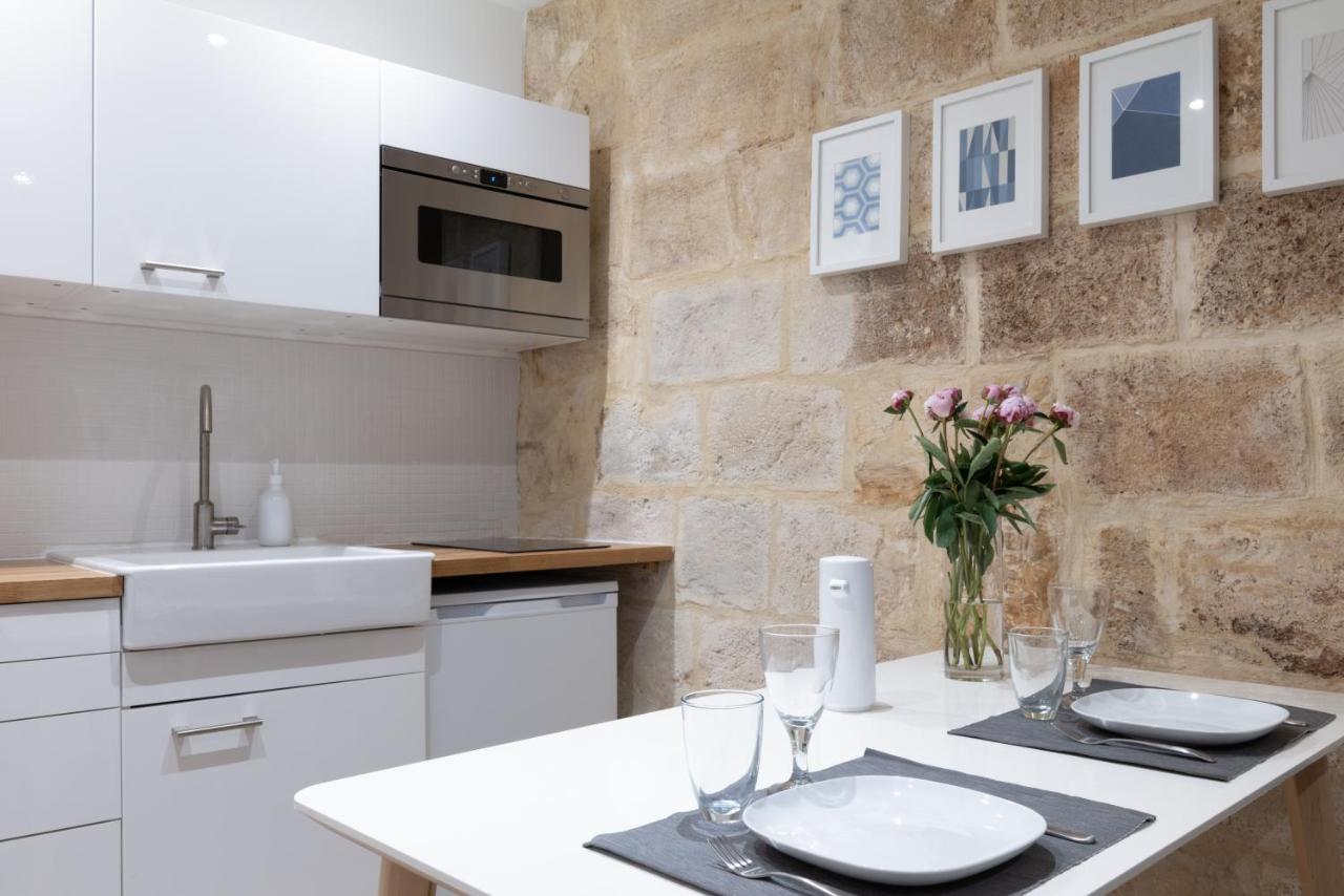Ferienwohnung Design & Cosy - Centre Historique Ecusson Montpellier Exterior foto